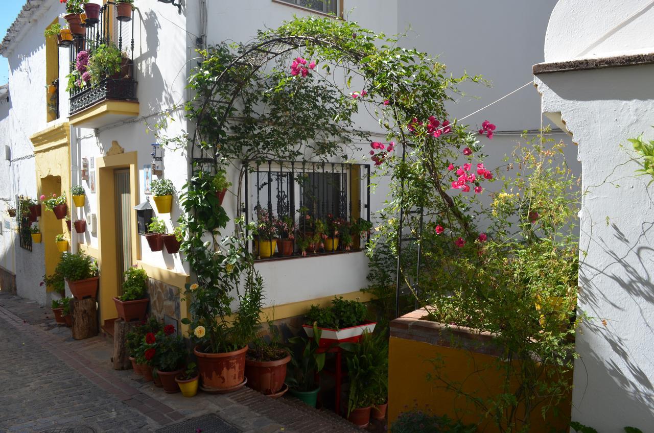 فيلا Casa La Puente Jubrique المظهر الخارجي الصورة